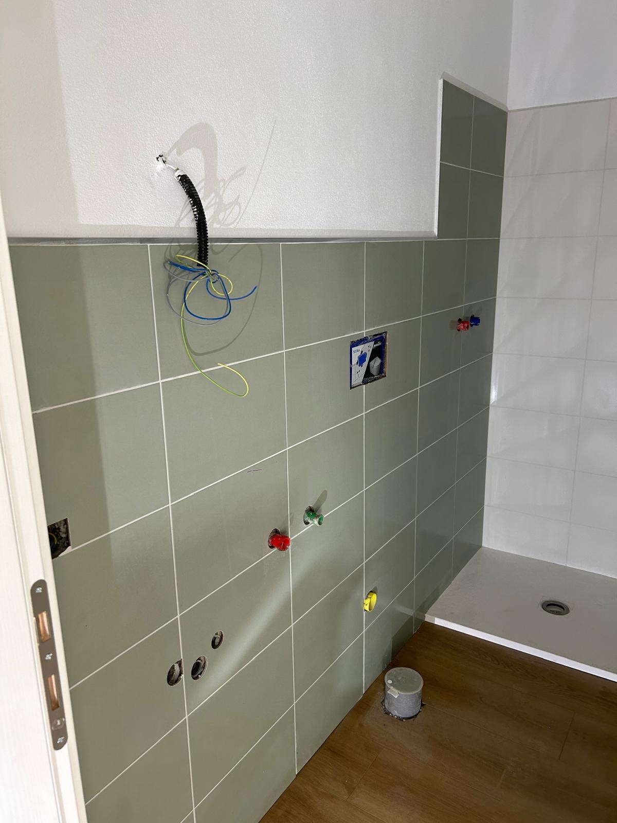 Bagno verde salvia — dopo dell'intervento (foto 1)